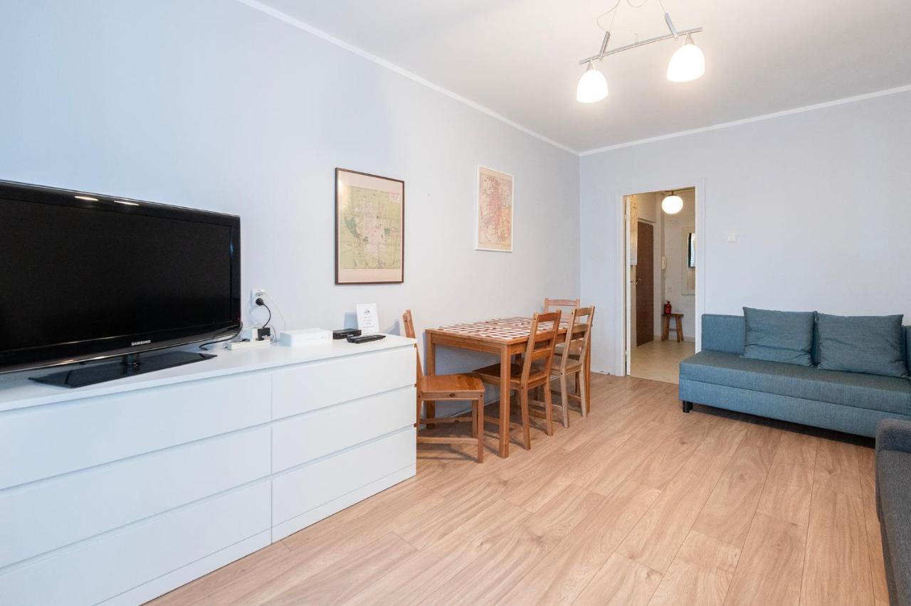 Studio In City Centre Free Parking 罗兹 外观 照片